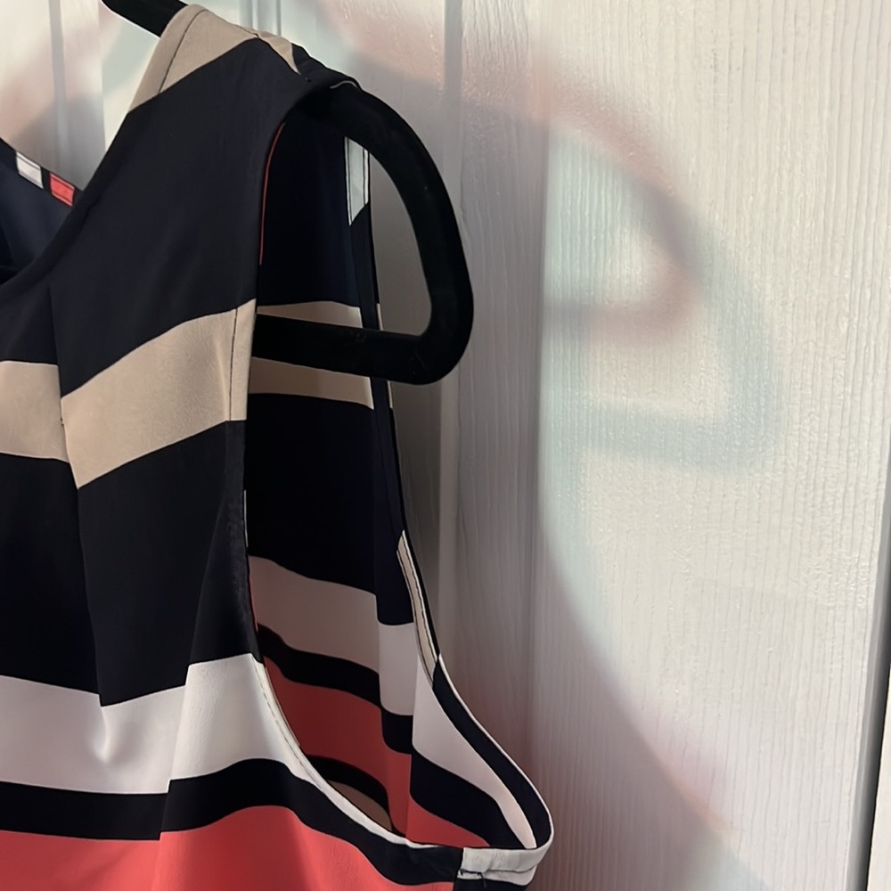 Tommy Hilfiger Sleeveless Blouse L - Picture 4 of 6